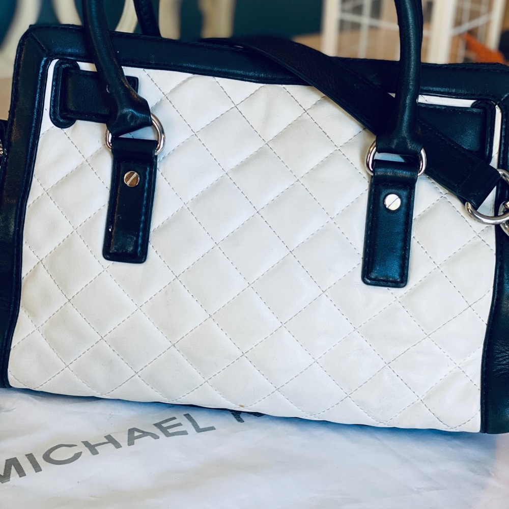 Michael Kors Hamilton Quilted Satchel - Picture 3 of 5